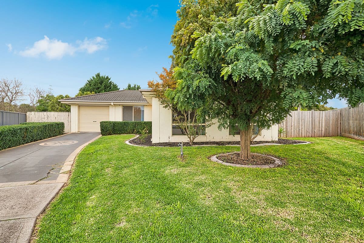 8 Andre Court, Cranbourne West VIC 3977, Cranbourne West - Image 1