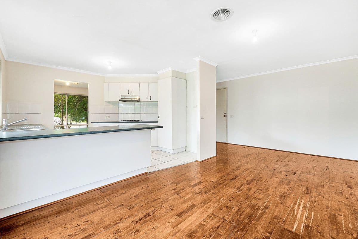 8 Andre Court, Cranbourne West VIC 3977, Cranbourne West - Thumbnail 6