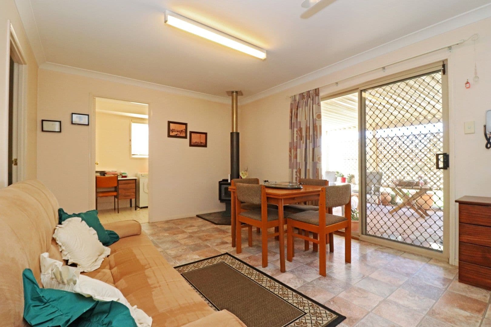 9 Emma Drive, Warwick QLD 4370, Warwick - Thumbnail 5