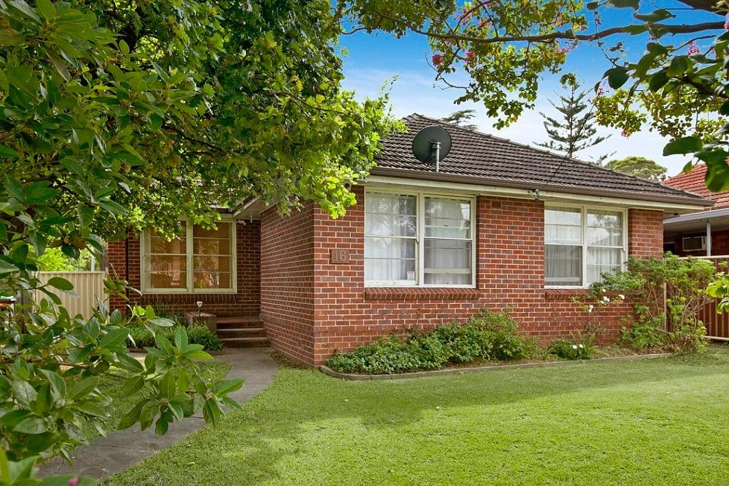 16 FOYLE Avenue, BIRRONG NSW 2143, Birrong - Image 1