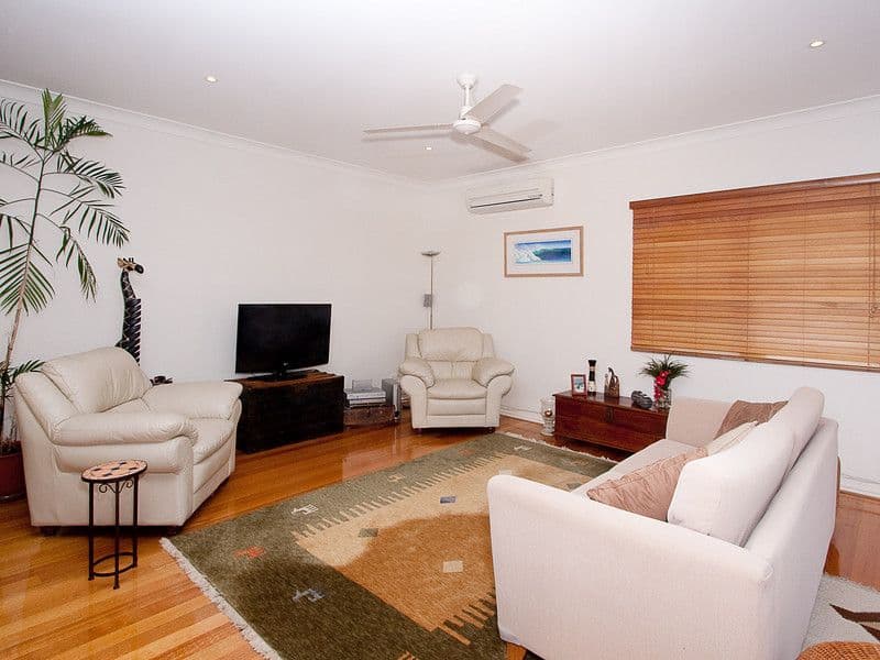 197 Bielby Road, CHAPEL HILL QLD 4069, Chapel Hill - Thumbnail 2