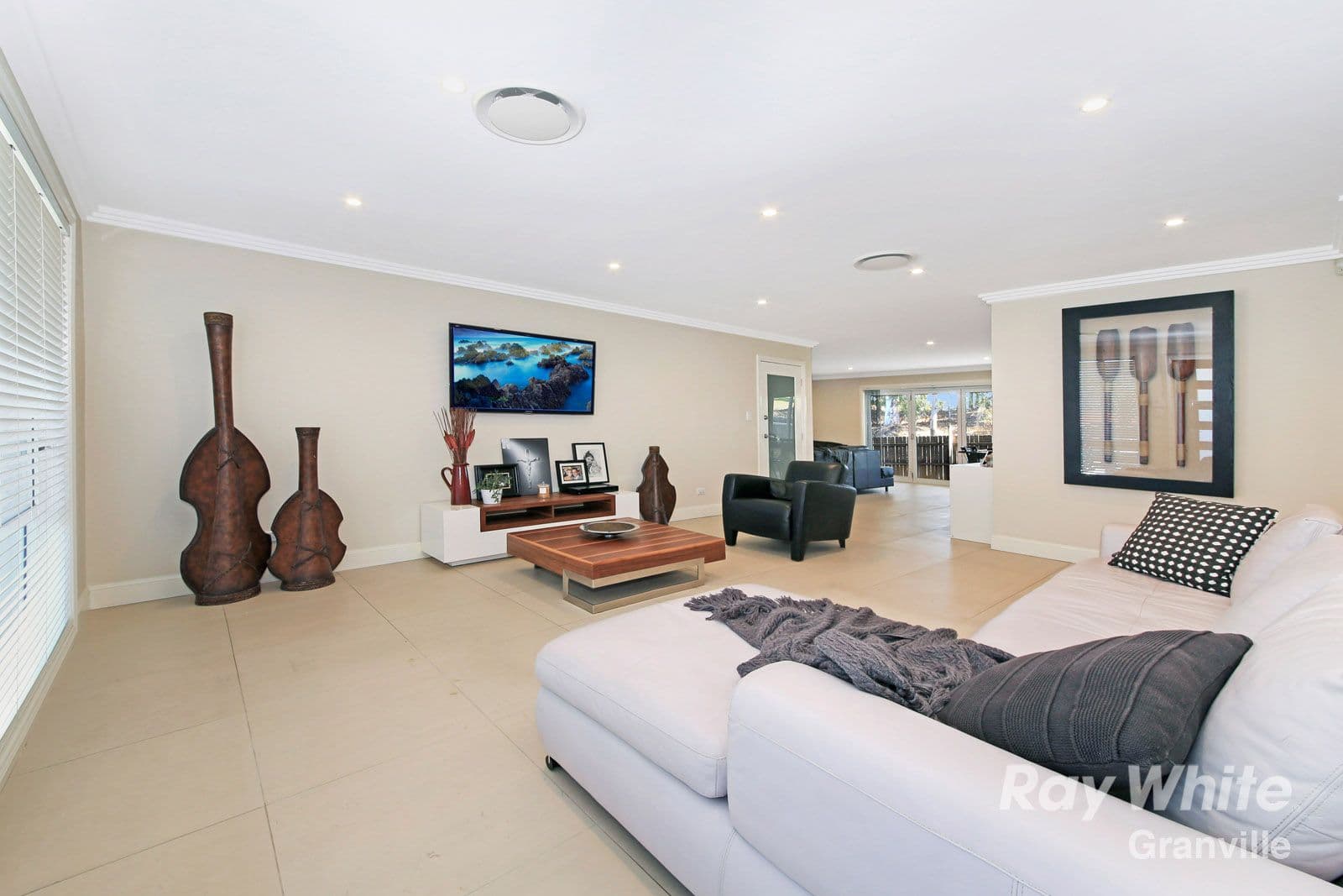 7 Leo Crescent, Greystanes NSW 2145, Greystanes - Thumbnail 2
