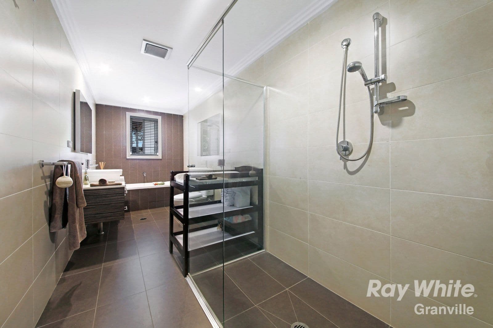 7 Leo Crescent, Greystanes NSW 2145, Greystanes - Thumbnail 7