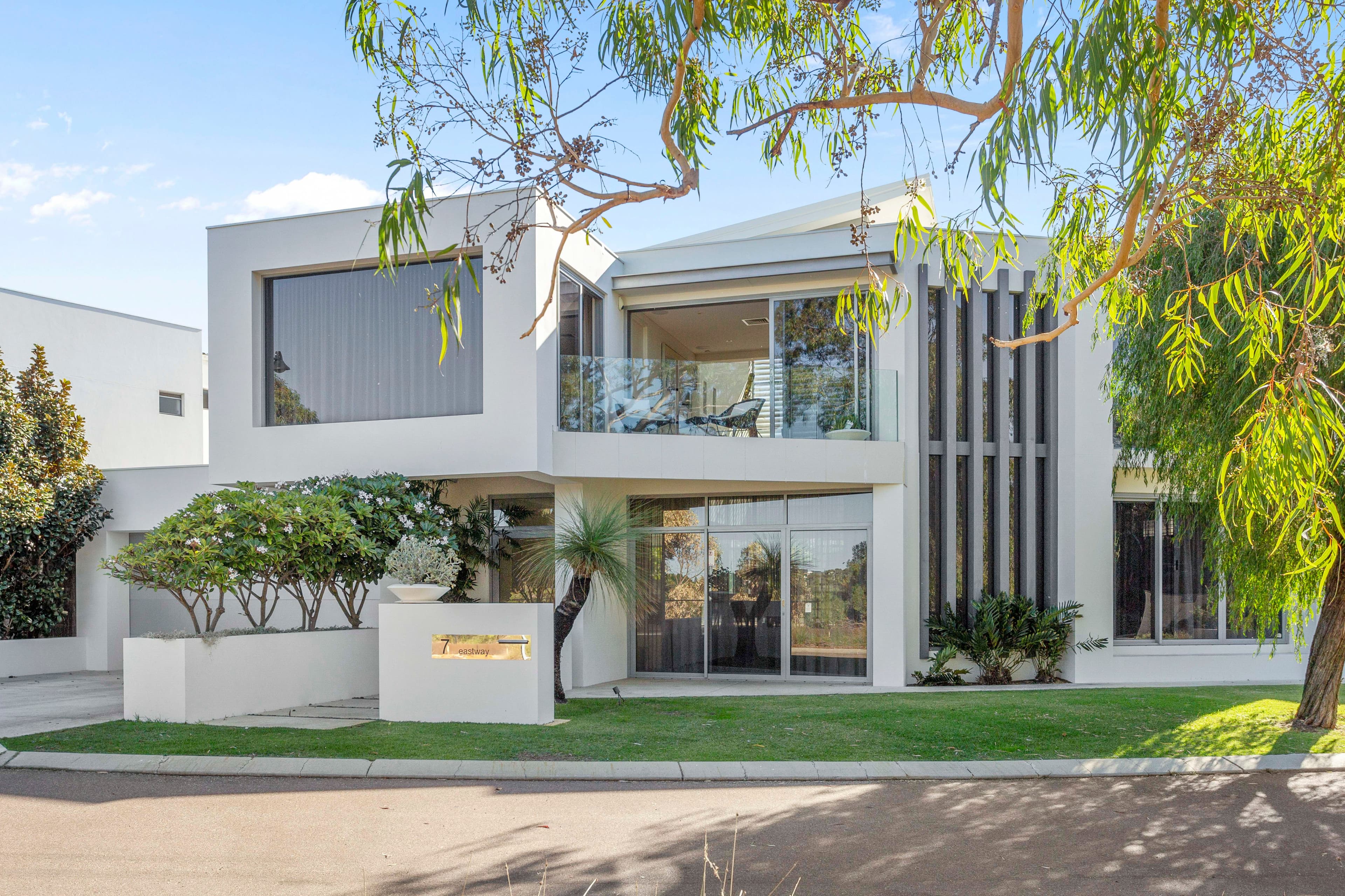7 Eastway Crescent, Swanbourne WA 6010, Swanbourne - Image 1