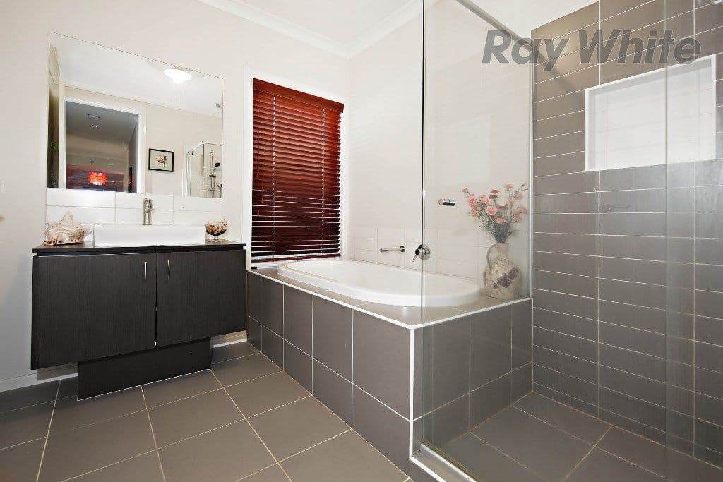 93 Tom Roberts Parade, Point Cook VIC 3030, Point Cook - Thumbnail 8