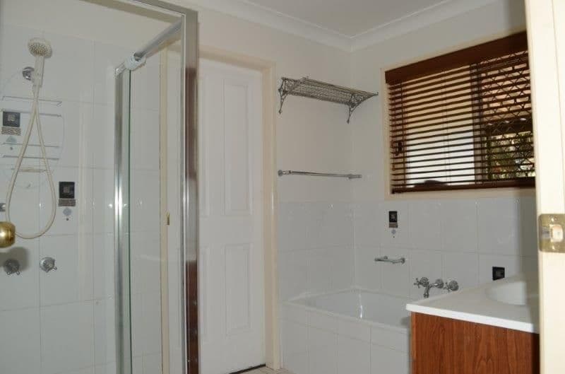 12 Belford Street, BORONIA HEIGHTS QLD 4124, Boronia Heights - Thumbnail 8