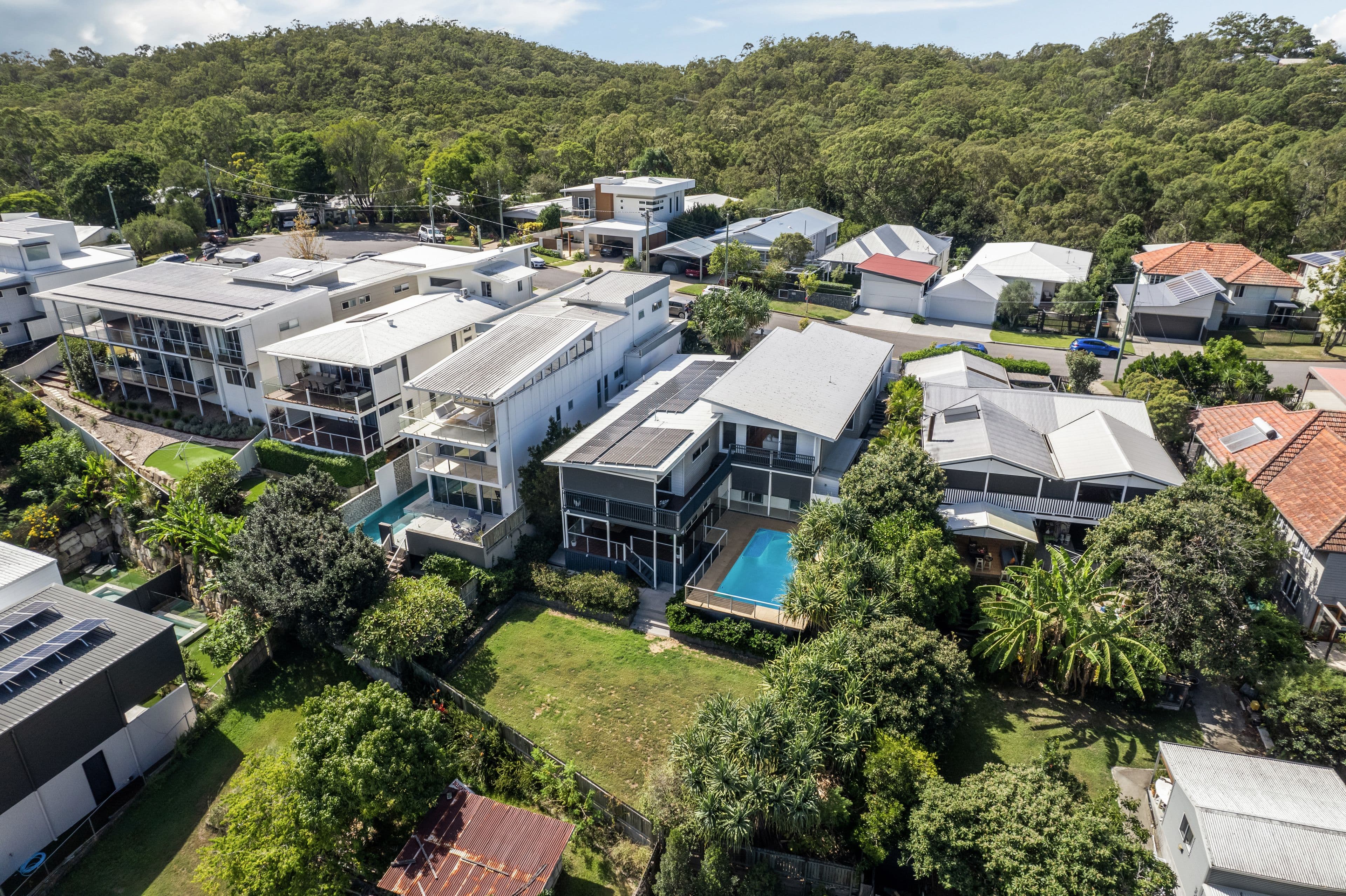 56 Phalerum Avenue, Seven Hills QLD 4170, Seven Hills - Thumbnail 4