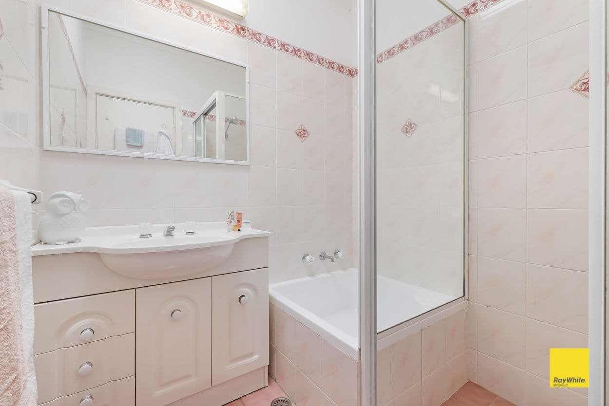 11 Gregory Avenue, Oxley Park - Thumbnail 6