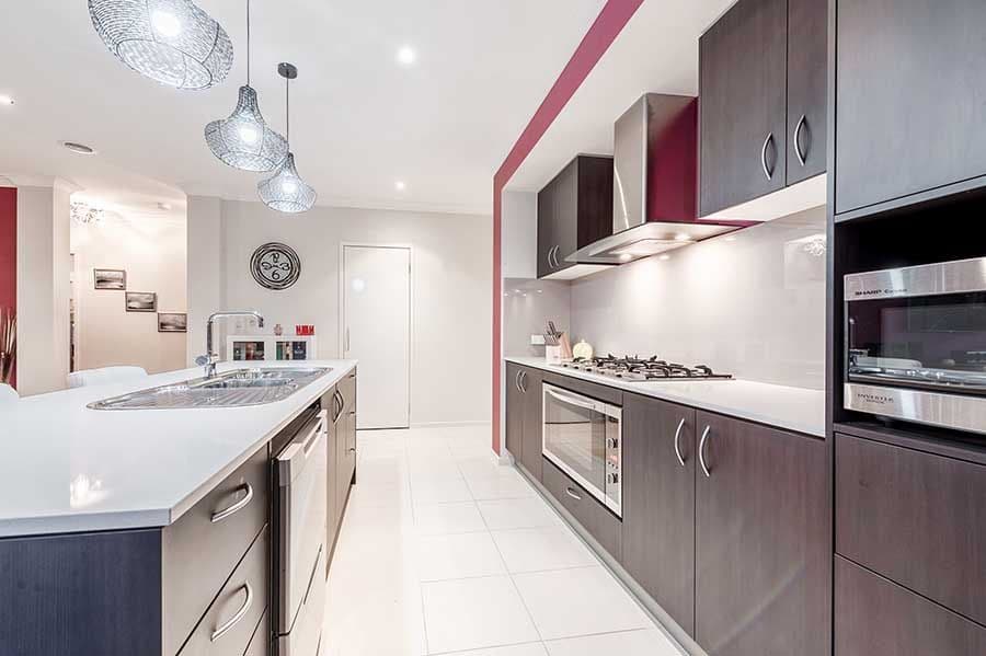 2 Melville Road, Craigieburn VIC 3064, Craigieburn - Thumbnail 3