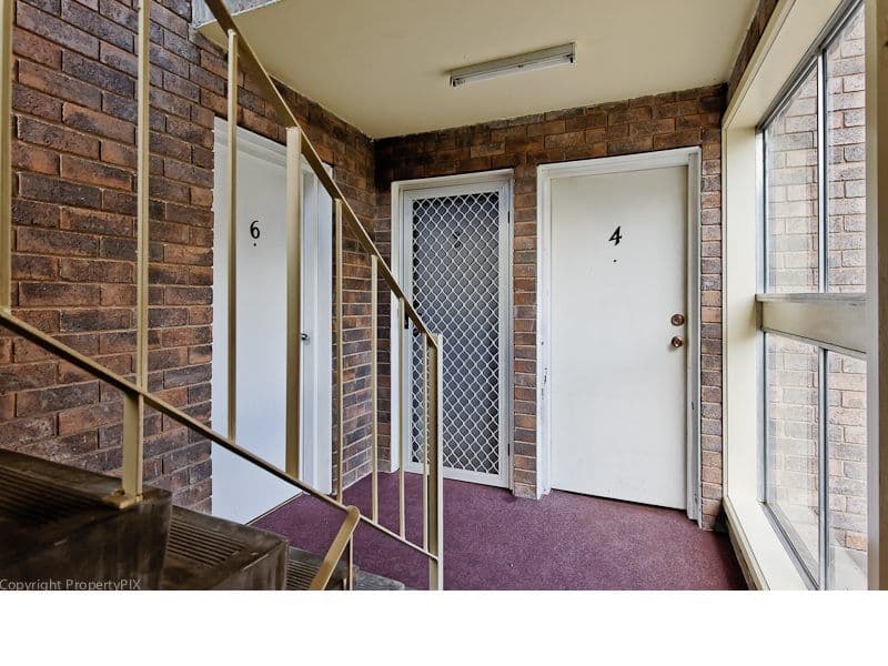 8 Romilly Street, SOUTH HOBART TAS 7004, South Hobart - Thumbnail 5