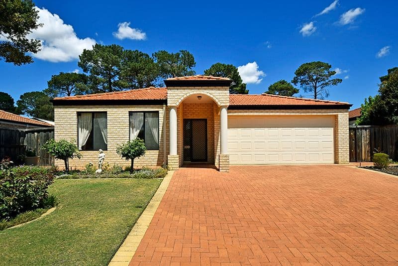 108 Vaucluse Crescent, Ellenbrook WA 6069, Ellenbrook - Thumbnail 2