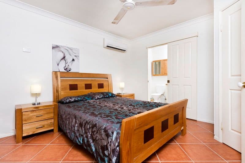 7 Thorpe Place, BENTLEY PARK QLD 4869, Bentley Park - Thumbnail 6