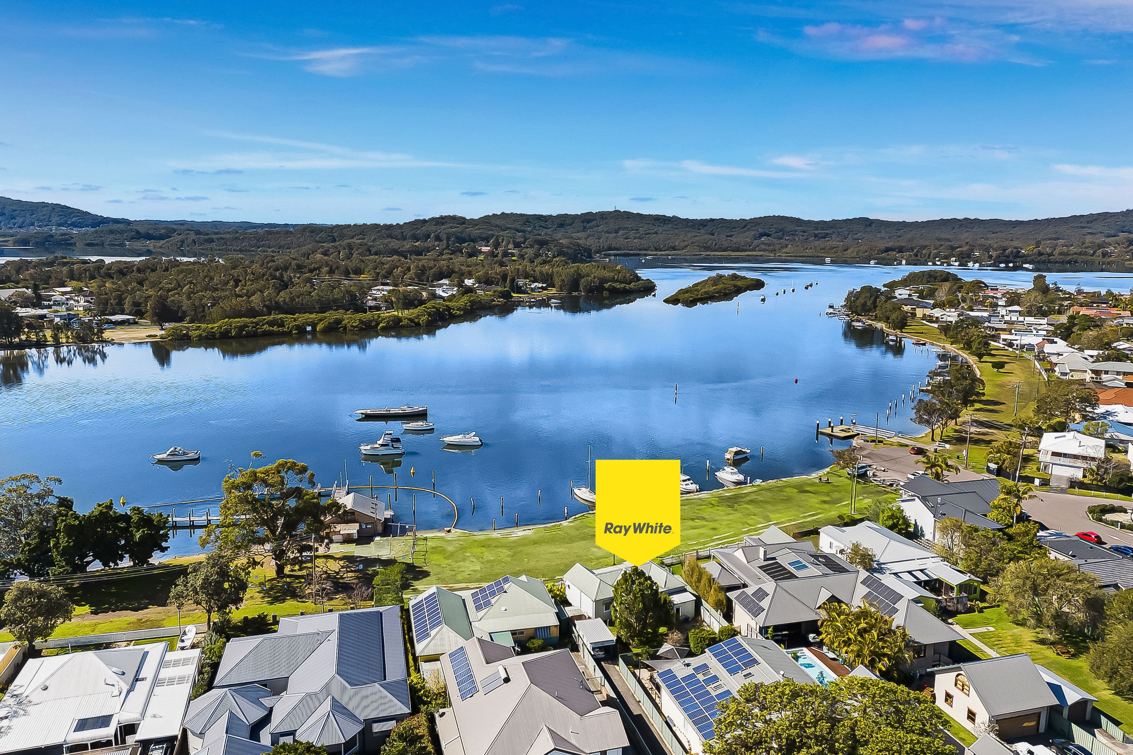 10 Sorrento Road, Empire Bay NSW 2257, Empire Bay - Thumbnail 2