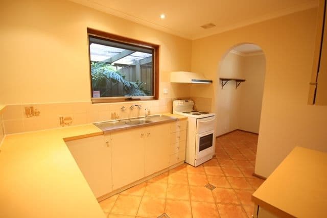 31 Balee Road, HAPPY VALLEY SA 5159, Happy Valley - Thumbnail 2