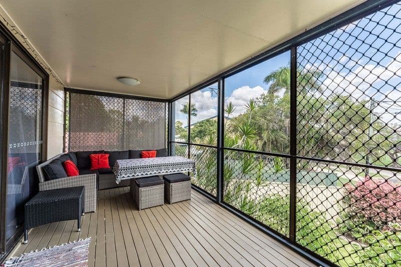 9 Julie Court, Emerald QLD 4720, Emerald - Thumbnail 4