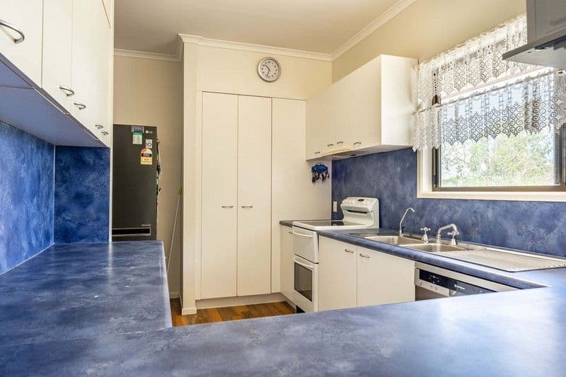 9 Julie Court, Emerald QLD 4720, Emerald - Thumbnail 7