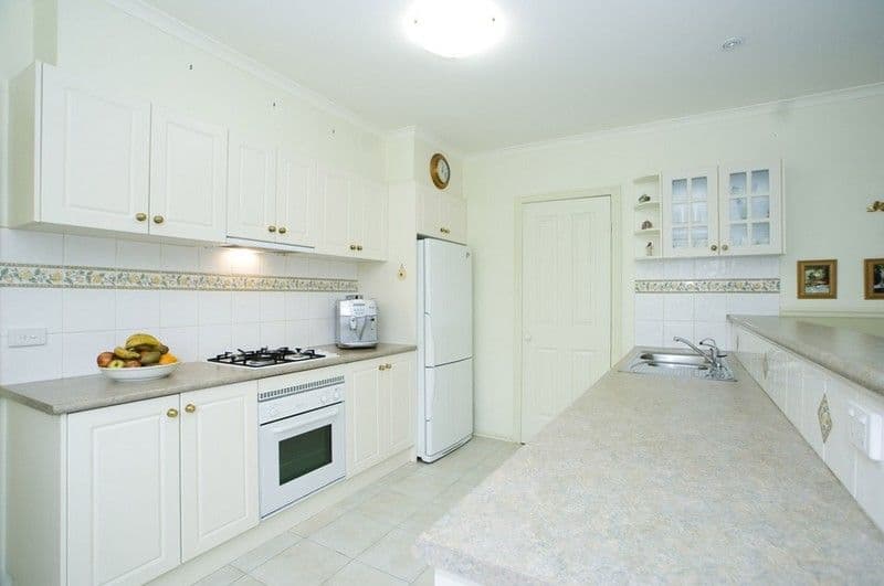21 YARRA HILL Lane, CHIRNSIDE PARK VIC 3116, Chirnside Park - Thumbnail 3