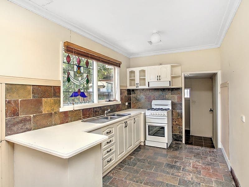 8 Freemans Road, Altona North VIC 3025, Altona North - Thumbnail 2