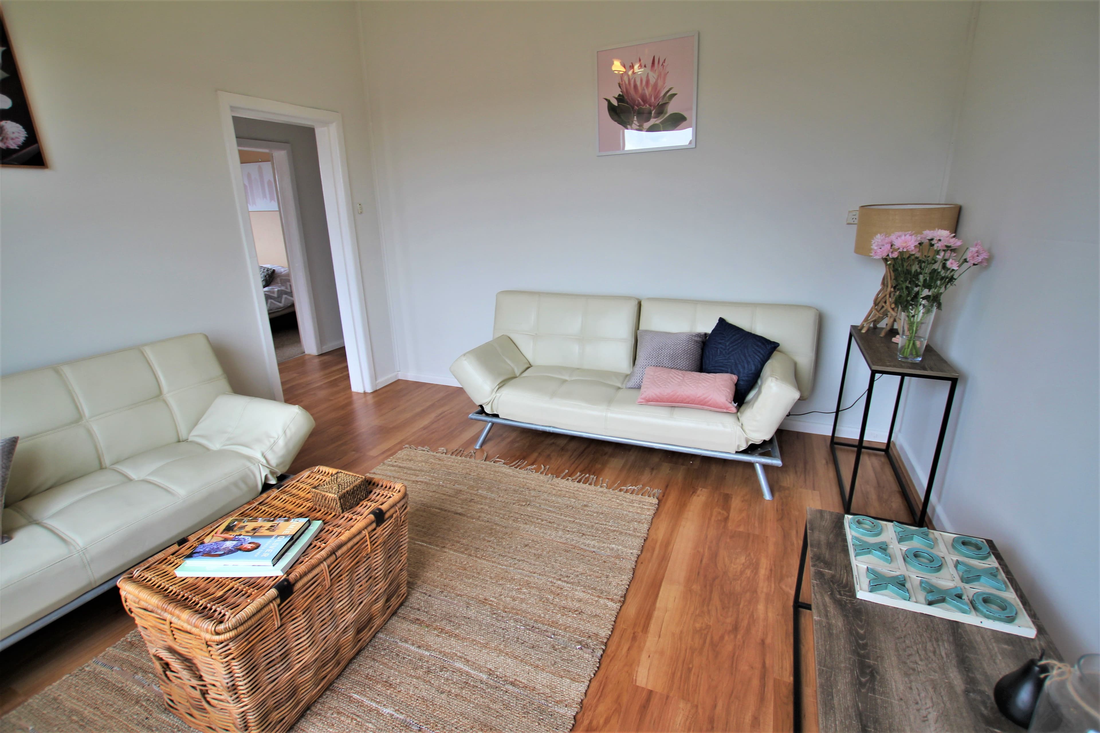 3 Emily Street, Young NSW 2594, Young - Thumbnail 3