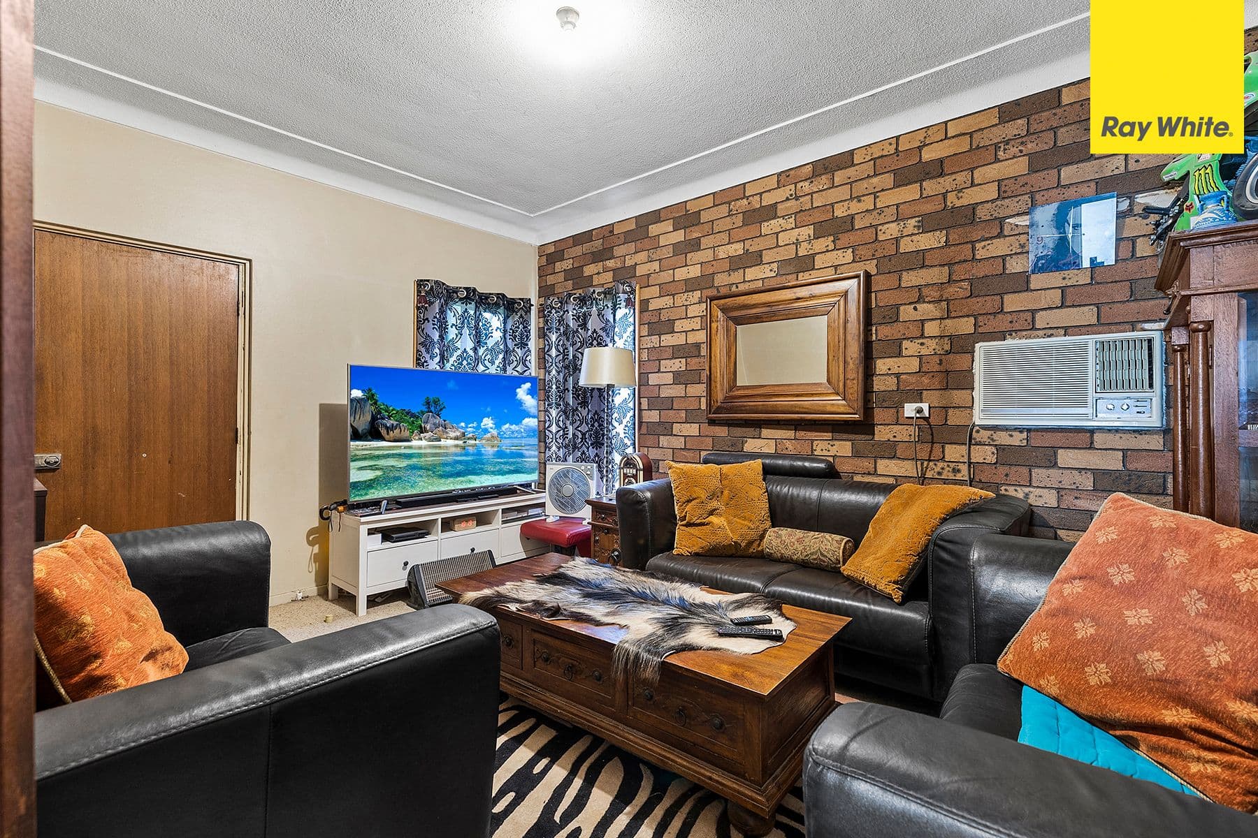 17 Knight Avenue, Panania NSW 2213, Panania - Thumbnail 6