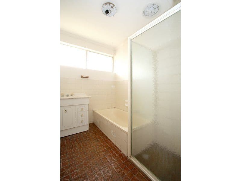 5 Emanuel Street, ATHELSTONE SA 5076, Athelstone - Thumbnail 4