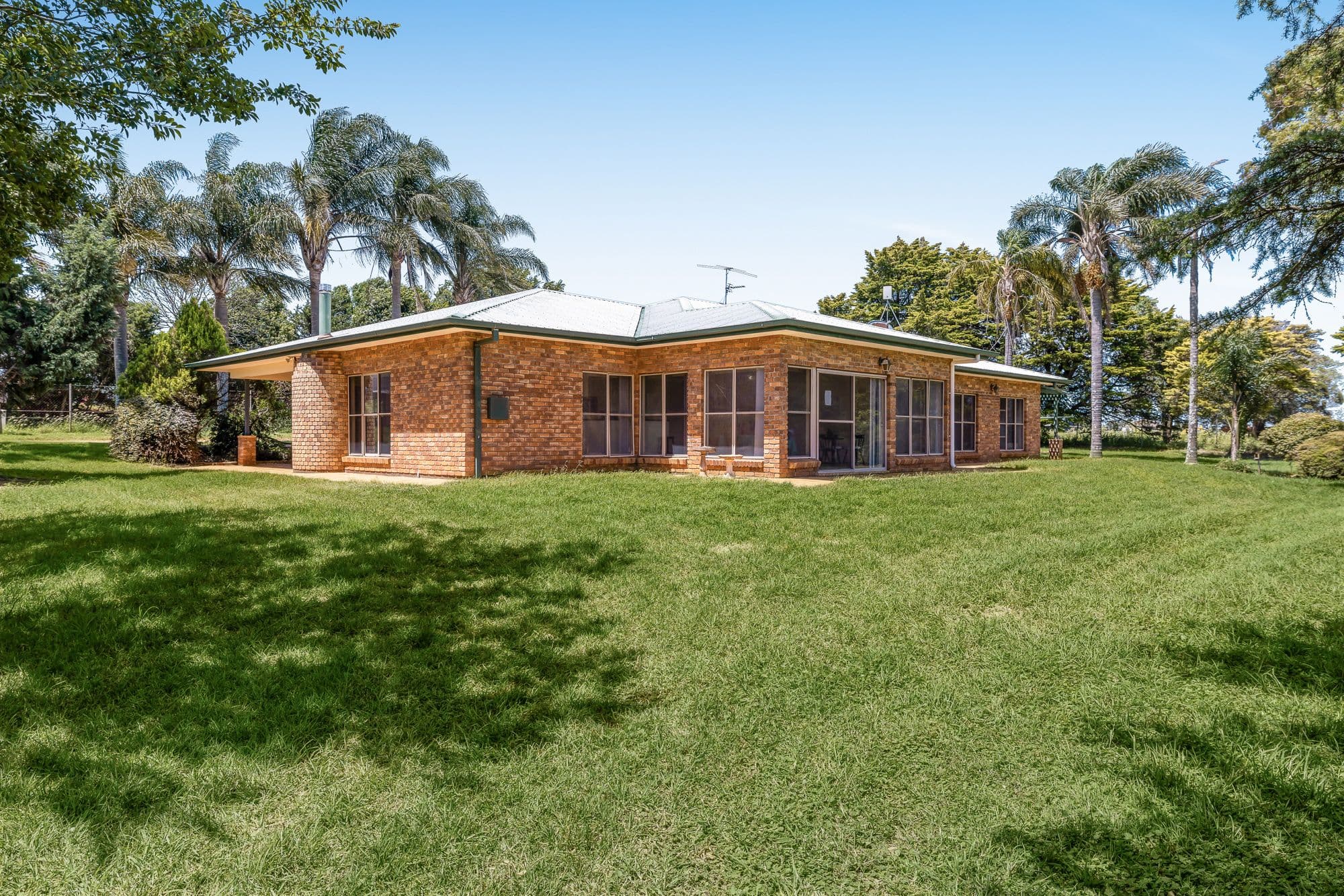 10766 New England Highway, Highfields QLD 4352, Highfields - Thumbnail 6