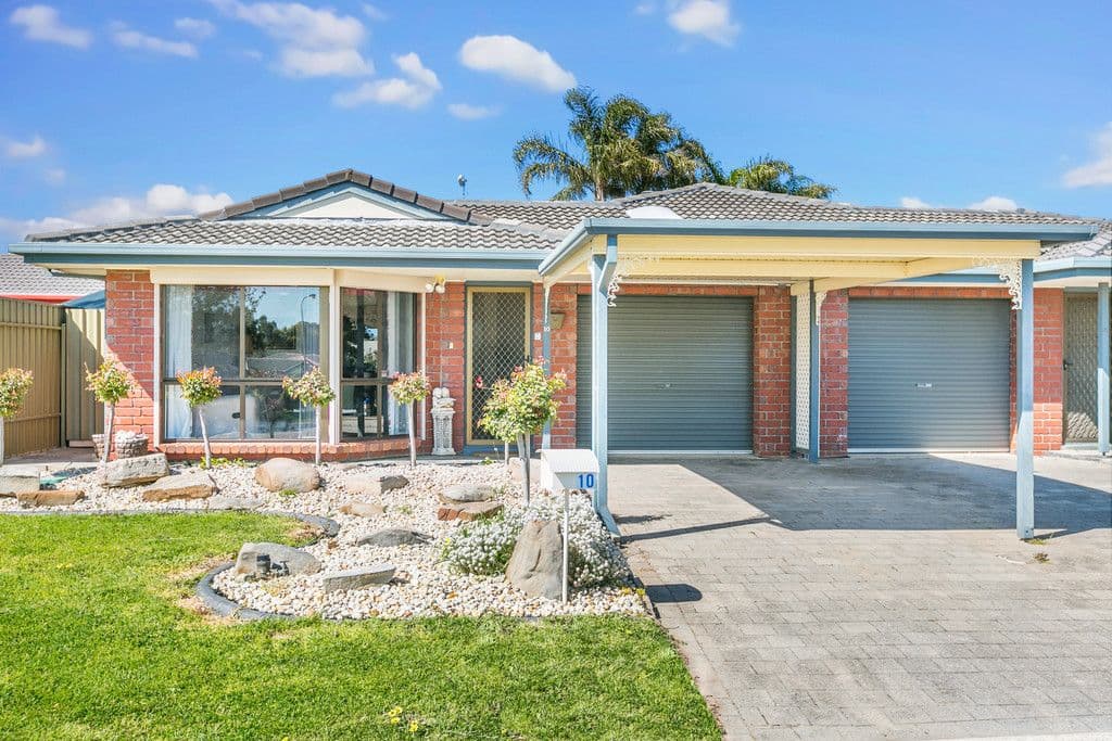 10 Coonawarra Close, Woodcroft SA 5162, Woodcroft - Image 1