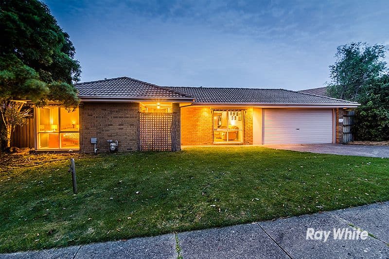 16 Horsfield Street, Cranbourne North VIC 3977, Cranbourne North - Image 1