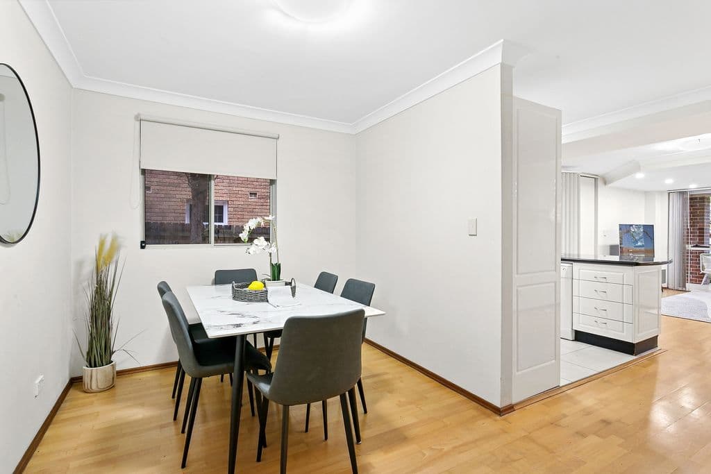 1/4 Burlington Road, Homebush - Thumbnail 3