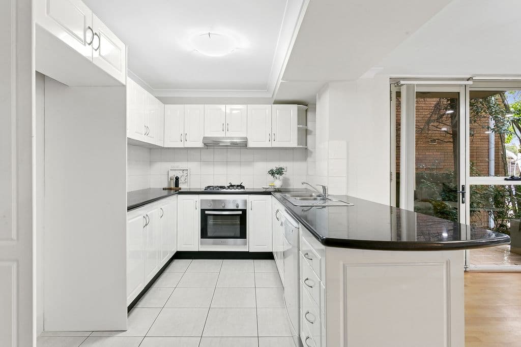 1/4 Burlington Road, Homebush - Thumbnail 4