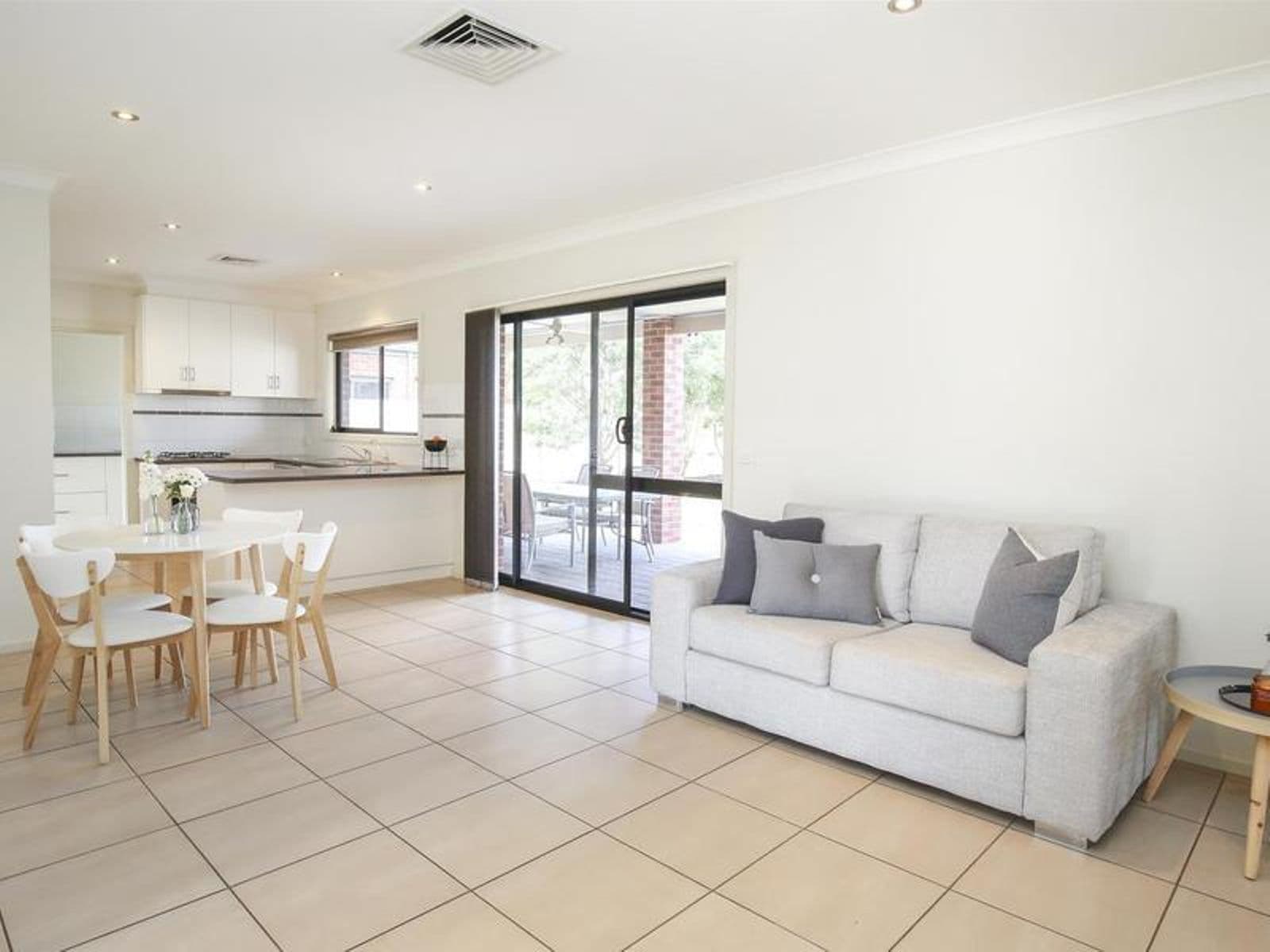1/7 John Monash Boulevard, Mildura - Thumbnail 3
