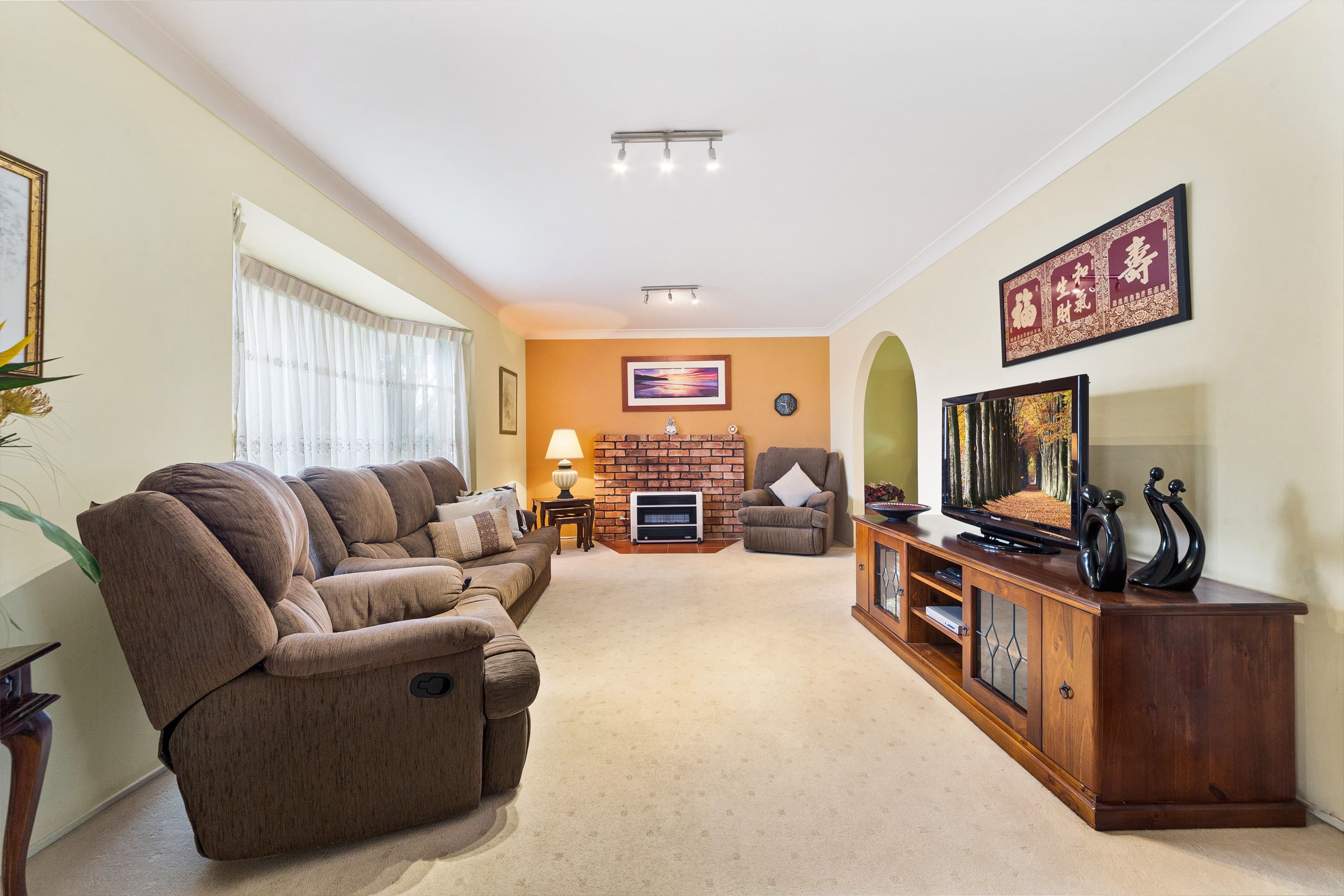 10 Patrick Street, Bateau Bay NSW 2261, Bateau Bay - Thumbnail 4