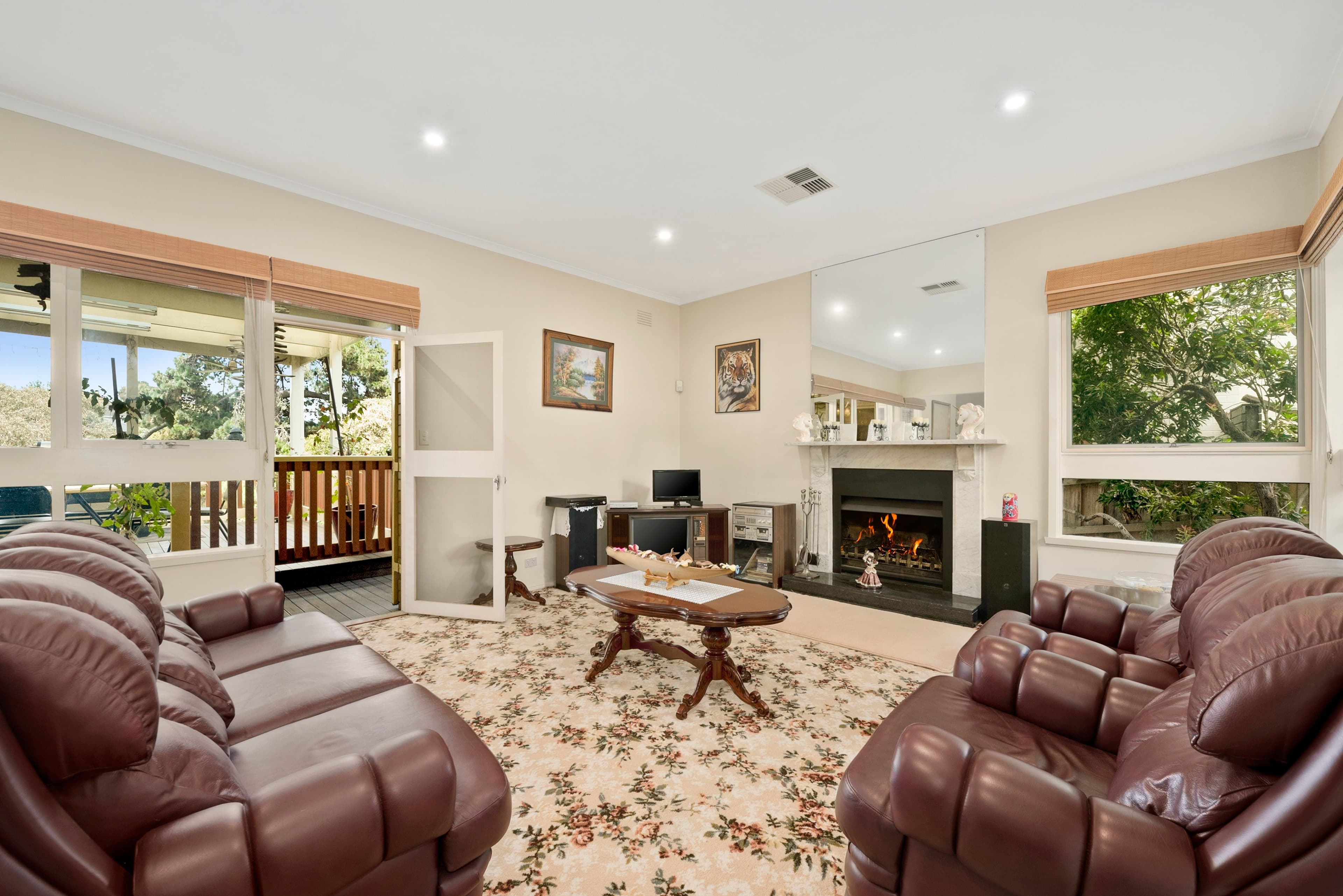 44 Koolkuna Avenue, Doncaster VIC 3108, Doncaster - Thumbnail 2