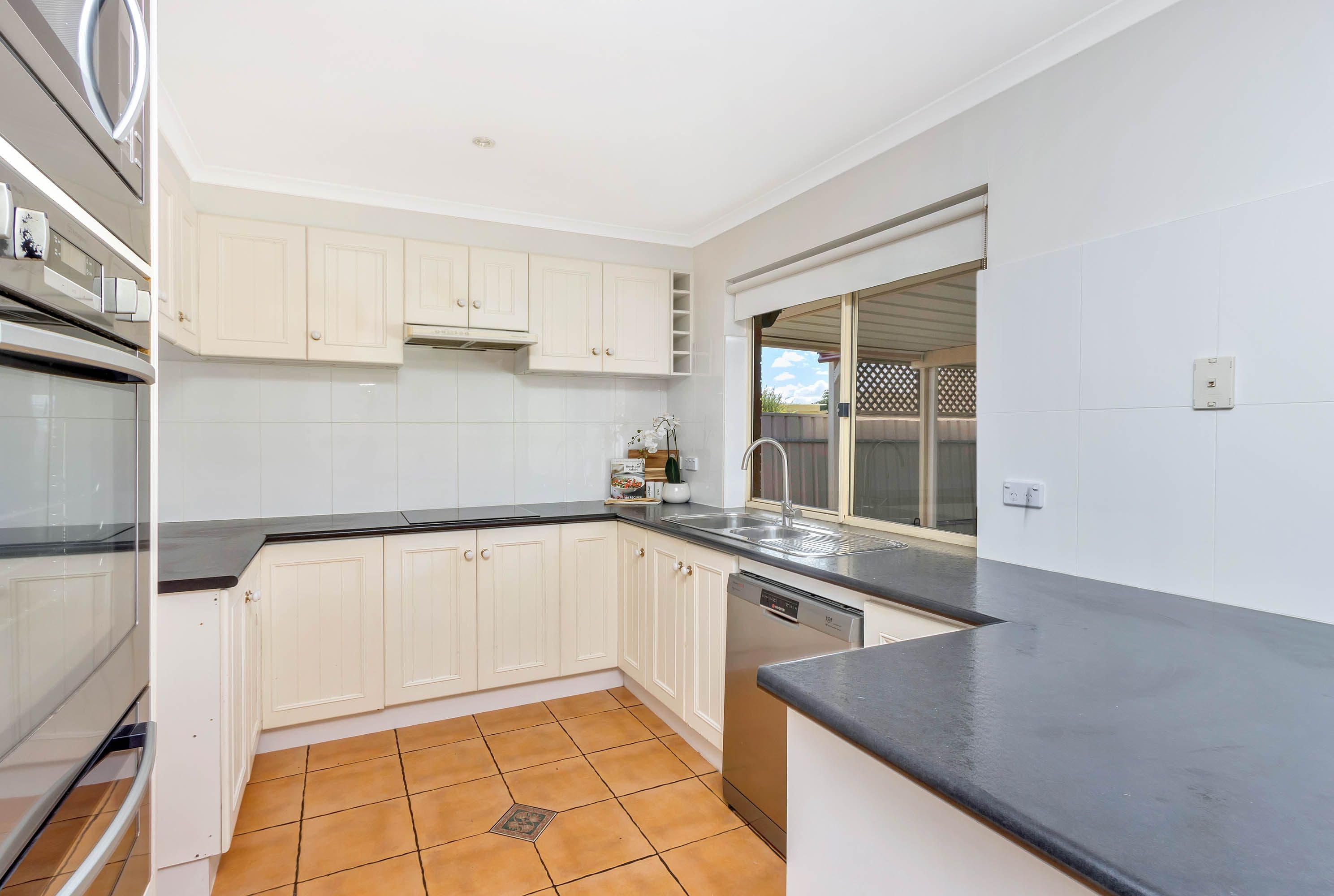 75 Jacaranda Drive, Craigmore SA 5114, Craigmore - Thumbnail 8