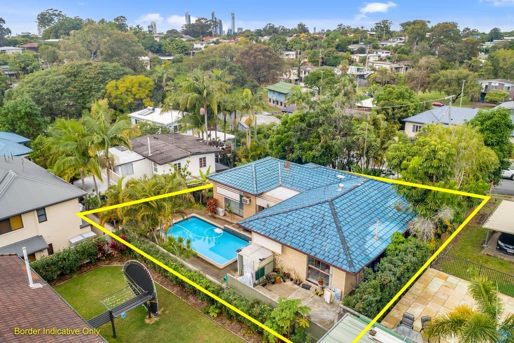 5 Ellen Street, Southport QLD 4215, Southport - Thumbnail 2