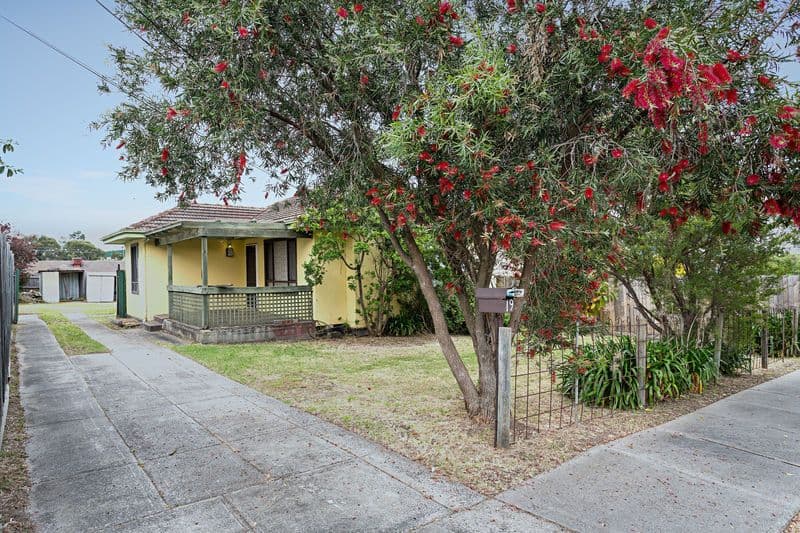 19 Jindabyne Avenue, CHADSTONE VIC 3148, Chadstone - Image 1