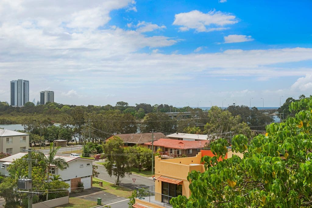  33 Thrower Drive, Currumbin QLD 4223, Currumbin - Thumbnail 3
