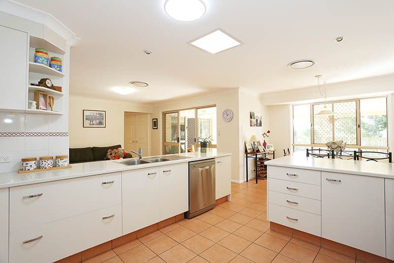 16 Kaleena Street, Middle Park QLD 4074, Middle Park - Thumbnail 3