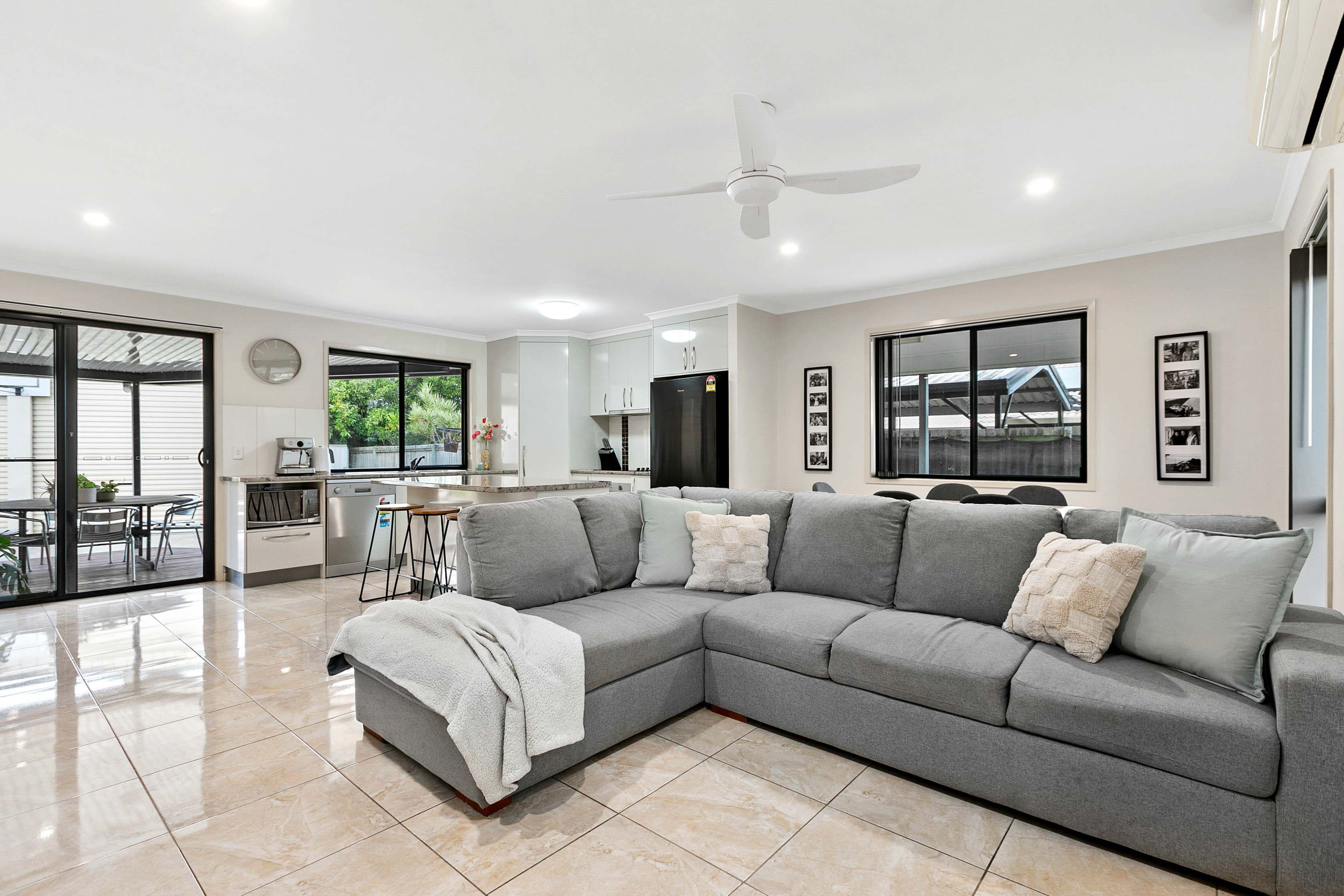 82 Caddy Avenue, Urraween QLD 4655, Urraween - Thumbnail 5