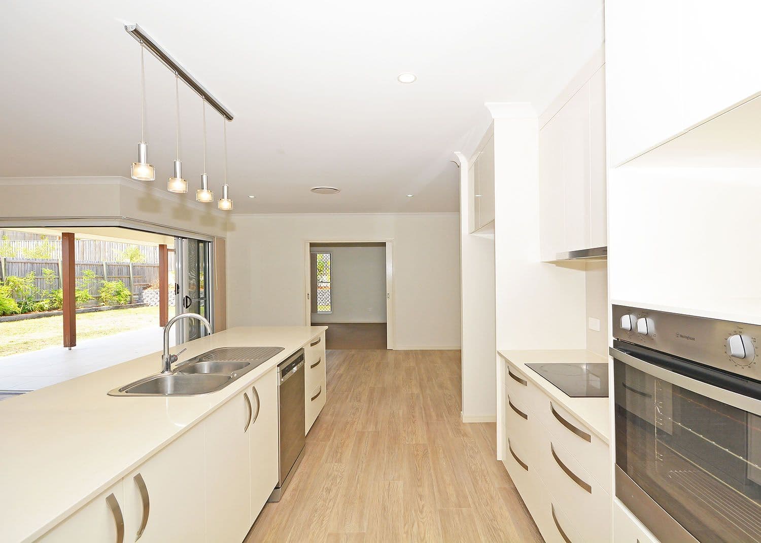 19 Bronte Place, Urraween QLD 4655, Urraween - Thumbnail 2