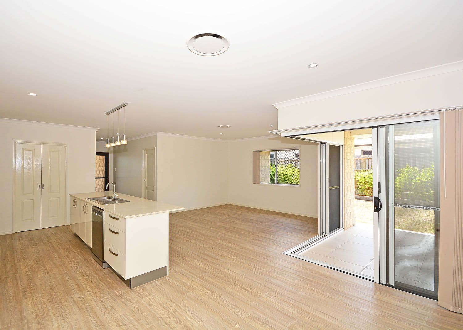 19 Bronte Place, Urraween QLD 4655, Urraween - Thumbnail 6