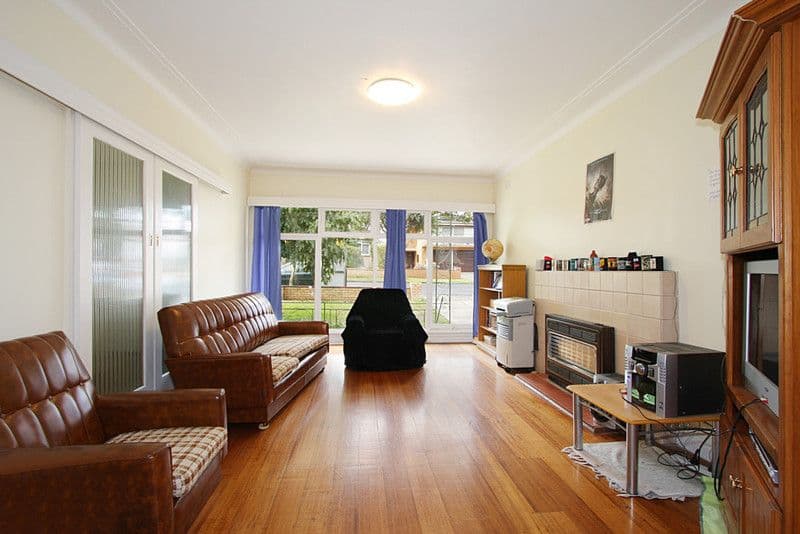 17 Cheel Street, OAKLEIGH EAST VIC 3166, Oakleigh East - Thumbnail 2