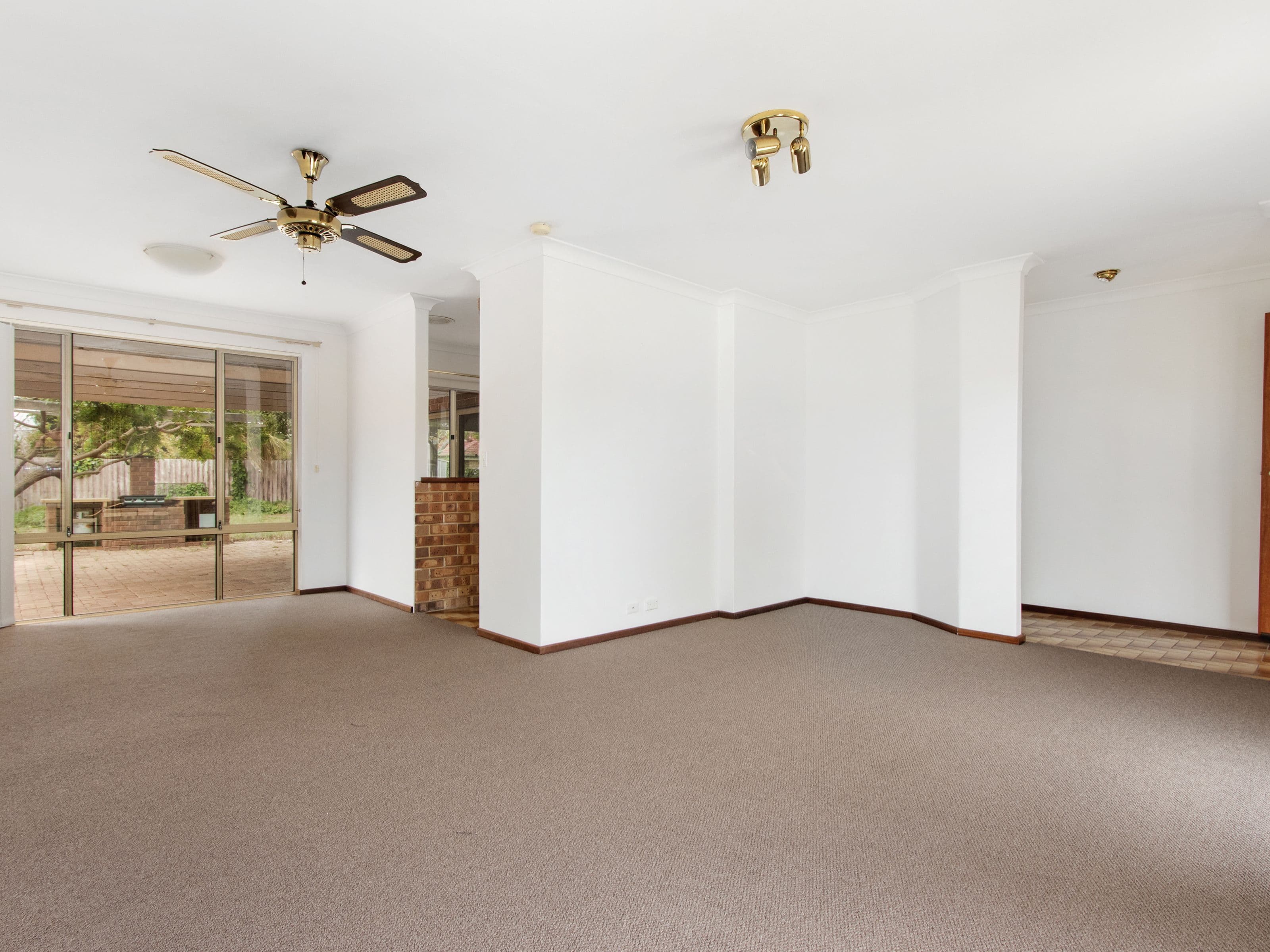 550 Safety Bay Road, Waikiki WA 6169, Waikiki - Thumbnail 4
