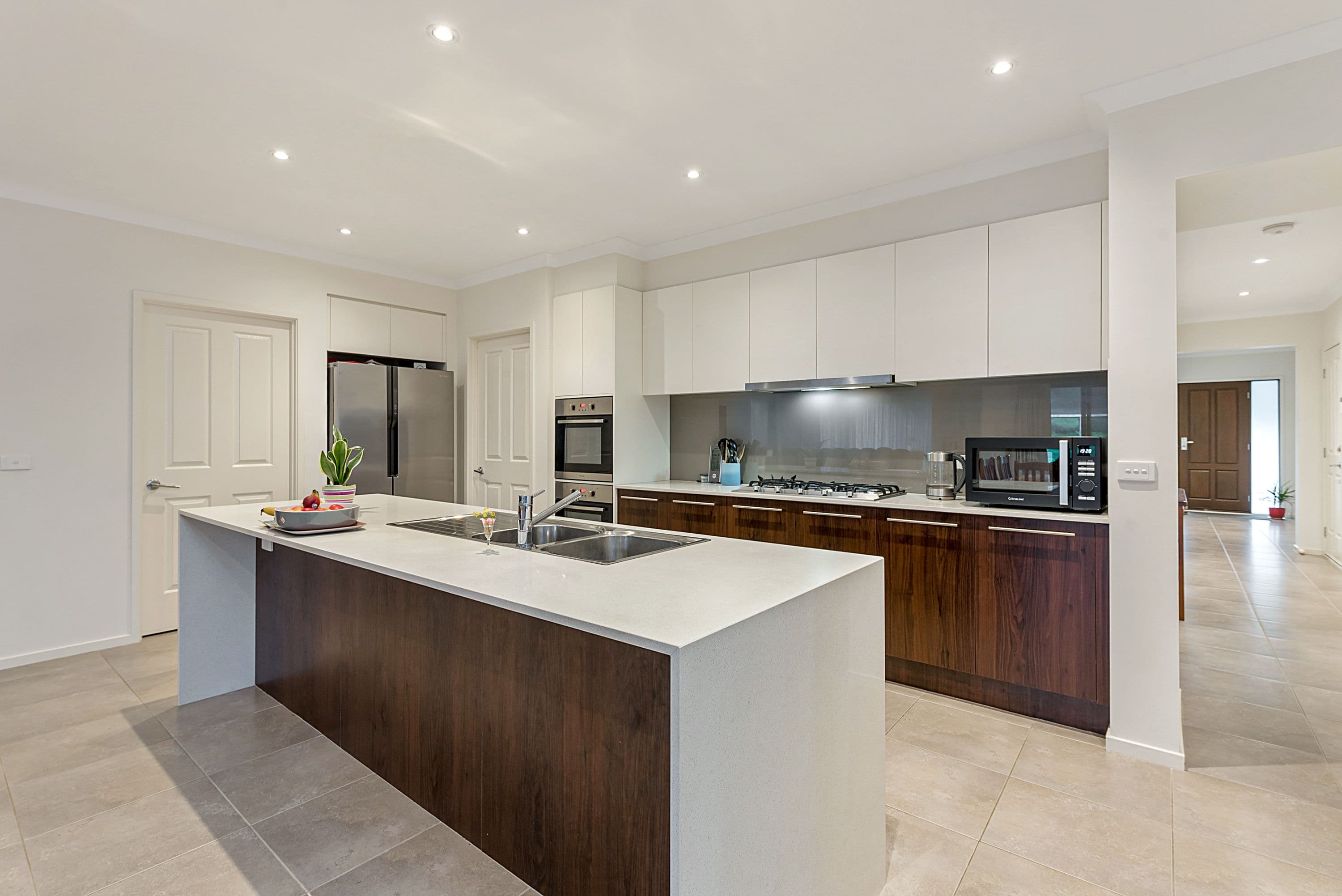 3 Roberts Street, Ferntree Gully VIC 3156, Ferntree Gully - Thumbnail 3