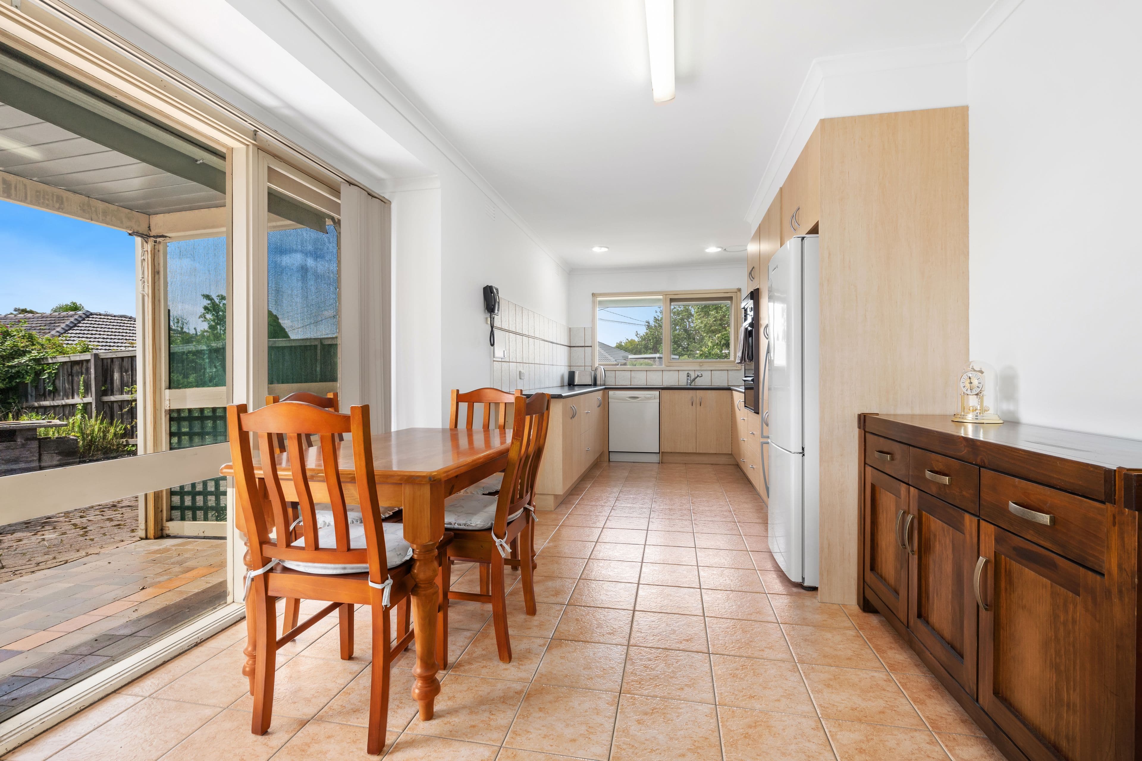7 Roberta Court, Bundoora VIC 3083, Bundoora - Thumbnail 5