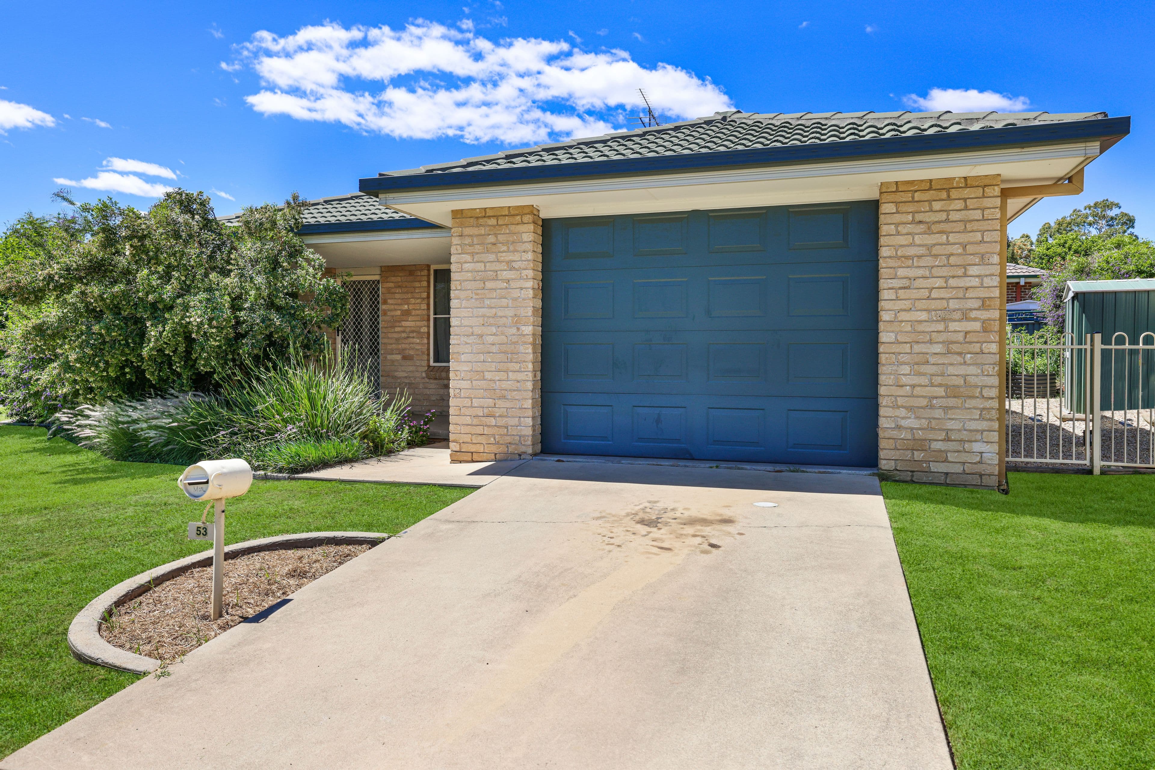 53 Peregrine Avenue, Tamworth NSW 2340, Calala - Thumbnail 2