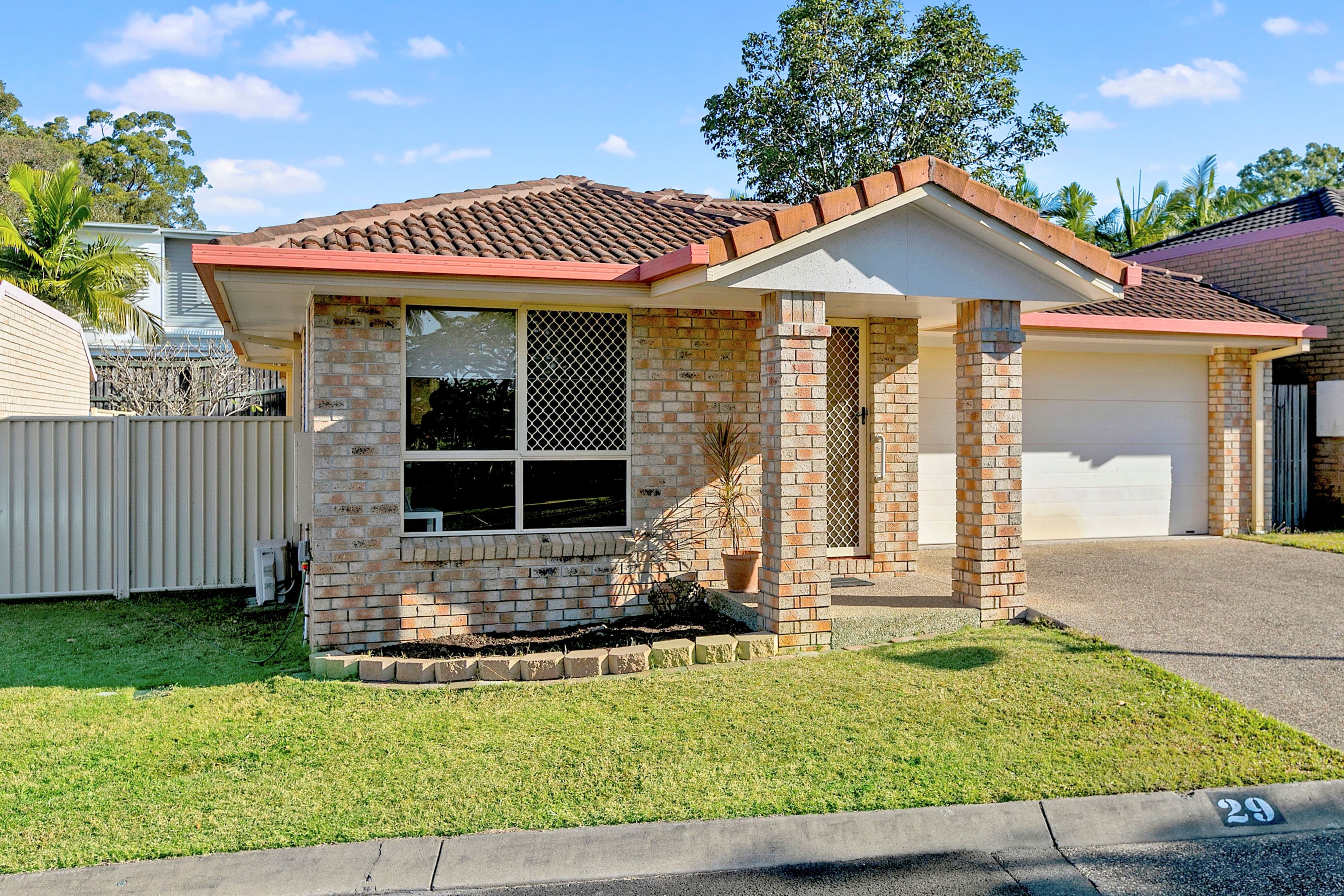 30 Lindeman Place, Eight Mile Plains QLD 4113, Eight Mile Plains - Image 1