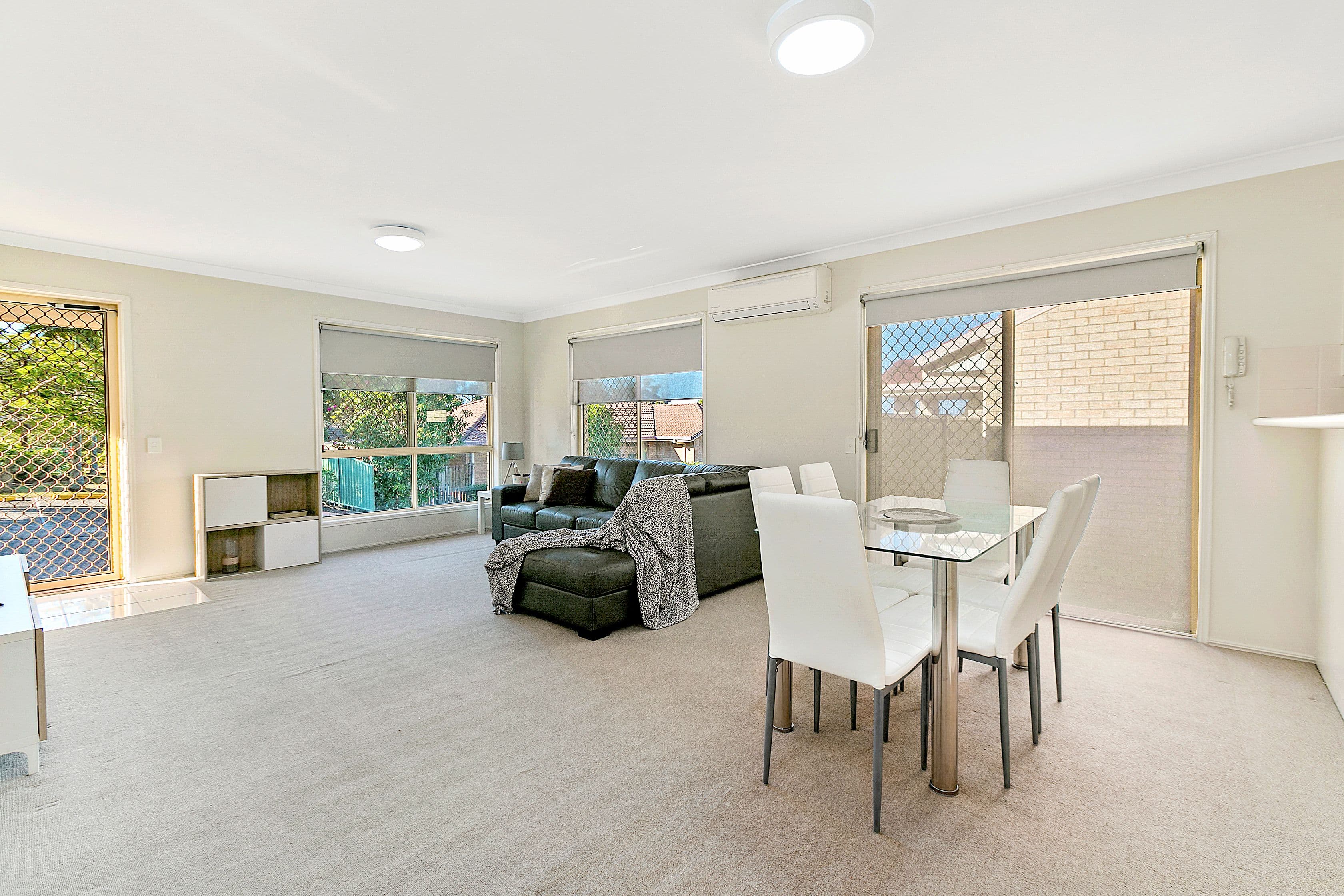 30 Lindeman Place, Eight Mile Plains QLD 4113, Eight Mile Plains - Thumbnail 4