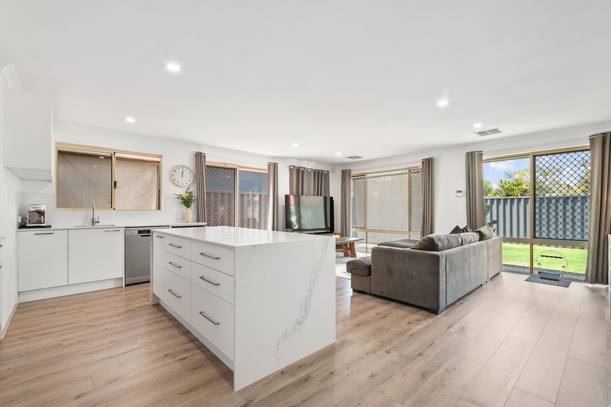 4 Terelinck Crescent, Redcliffe WA 6104, Redcliffe - Thumbnail 4