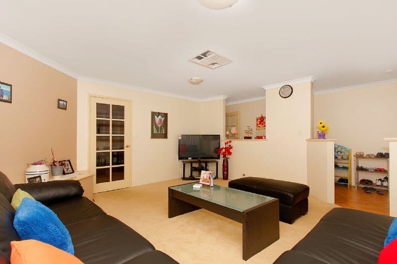 9 Fountain Terrace, BEECHBORO WA 6063, Beechboro - Thumbnail 2
